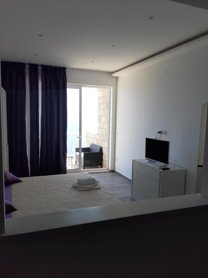 Sobra Relaxing Apartment With A Sea View 2 מראה חיצוני תמונה